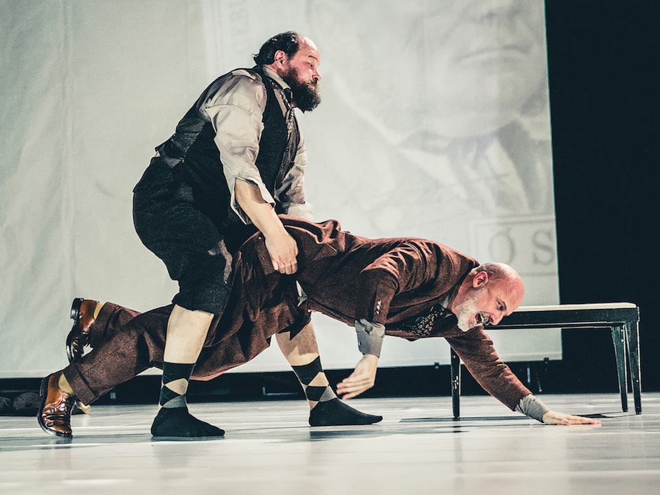 Rainer Galke und Lukas Holzhausen in «Alte Meister» am Volkstheater Wien. Bild: www.lupispuma.com / Volkstheater
