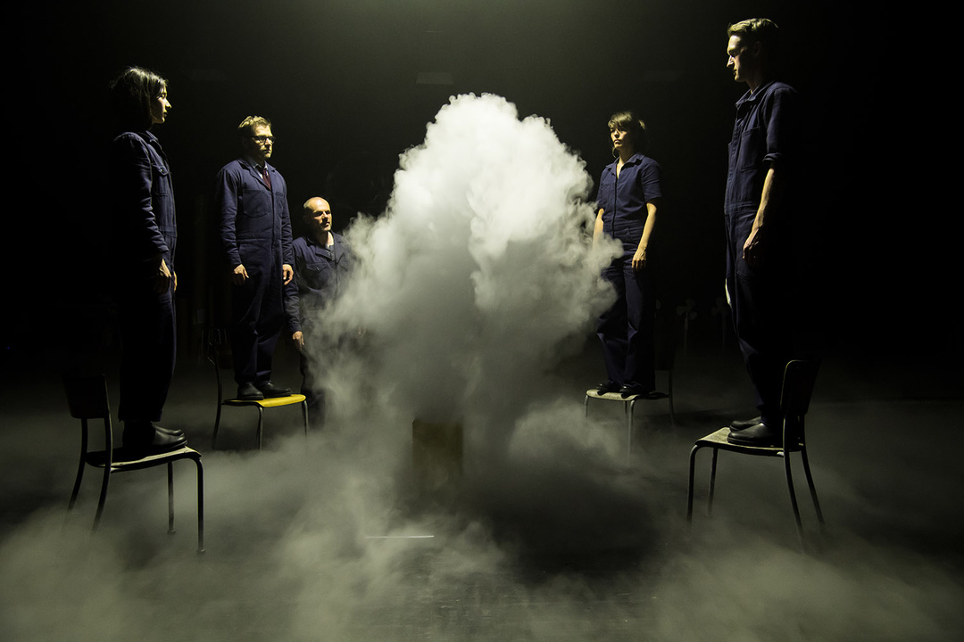 «Girl from the Fog machine factory» unter der Regie von Thom Lutz, Foto: Sandra Then