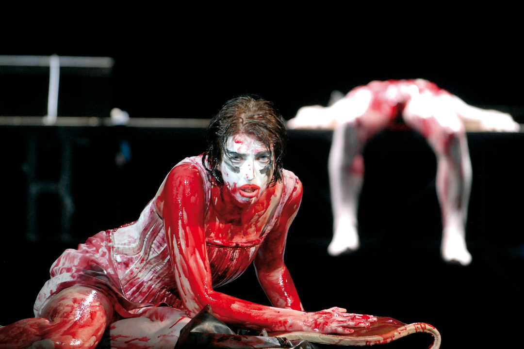 Amazonenblick: Iris Vermillion als Penthesilea in Dresden, 2008, Foto: Matthias Creutziger