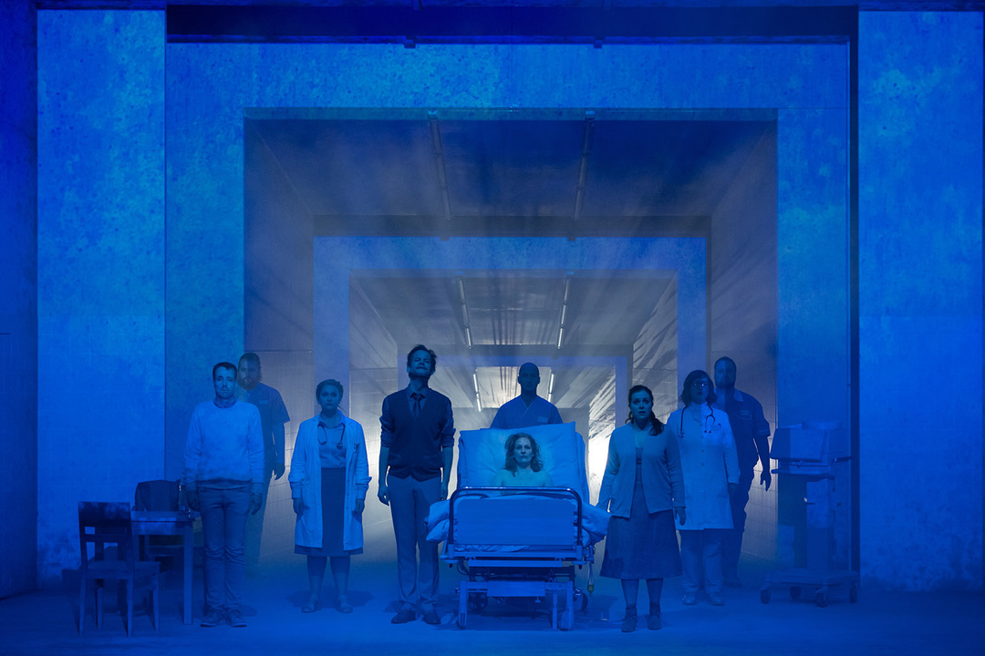 «Koma», Foto: Arnold Poeschl