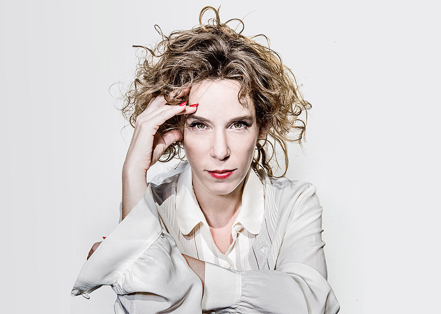 Yael Ronen, Foto: Esra Rotthoff/Maxim Gorki Theater