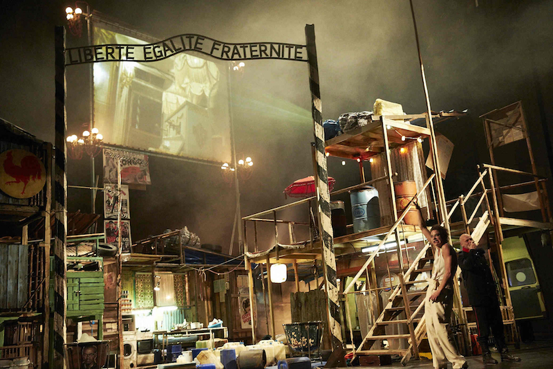 «Reise ans Ende der Nacht» am Münchener Residenztheater, Foto Theater/Matthias Horn