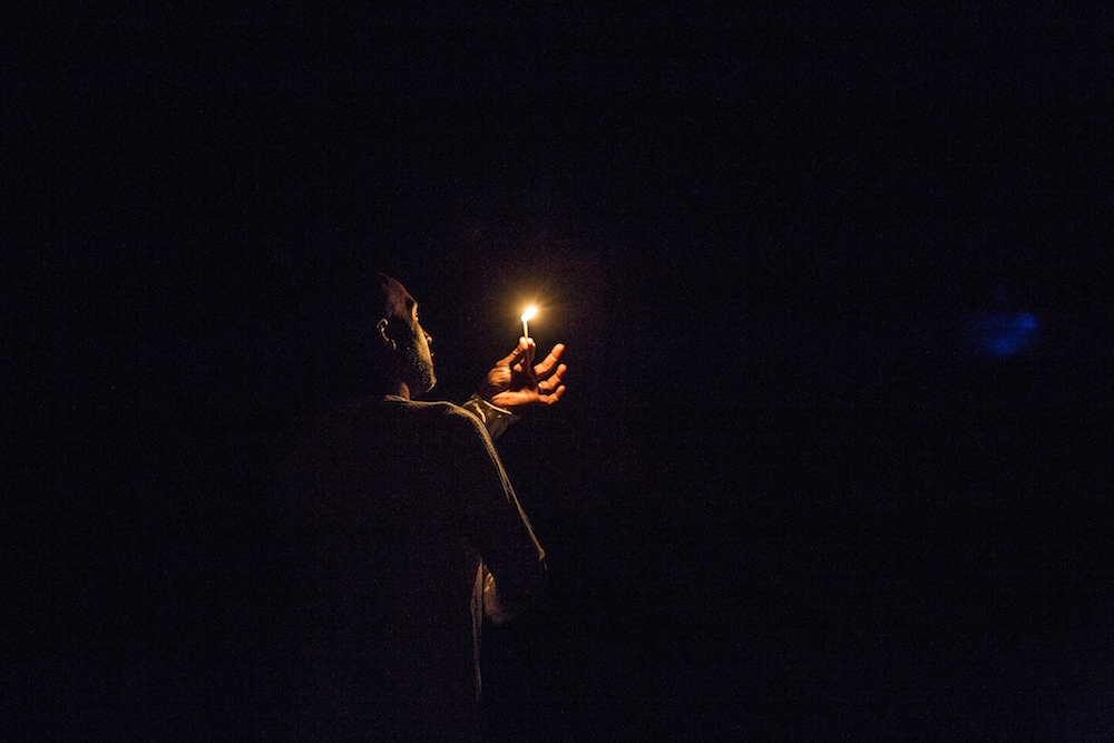 Akram Khan in «Xenos», Foto: Jean Louis Fernandez