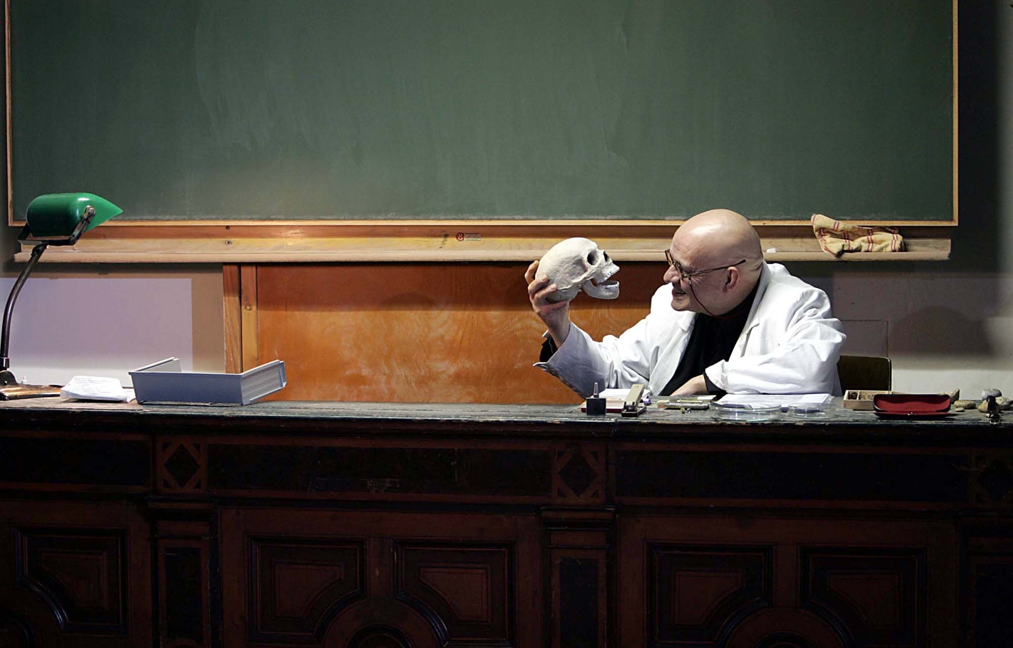 Theater heute Archiv (1/2004)